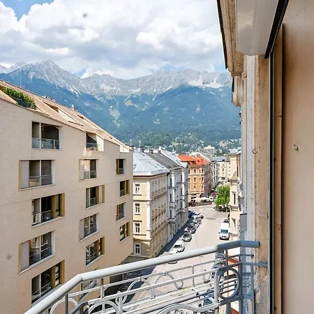 Huge Designer Loft With Tyrolean Flair Innsbruck