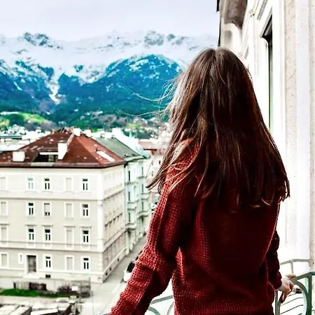 Huge Designer Loft With Tyrolean Flair * Innsbruck